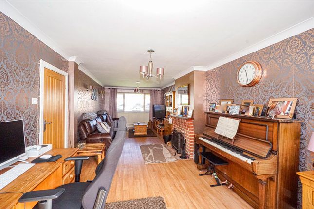 1, Wartling Close, St. Leonards-On-Sea photo 3