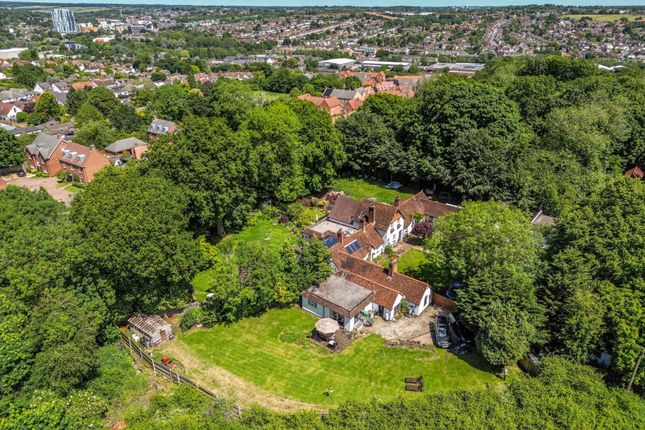 3-bed house on 1 Kennel Cottages, Hemel Hempstead, £750,000