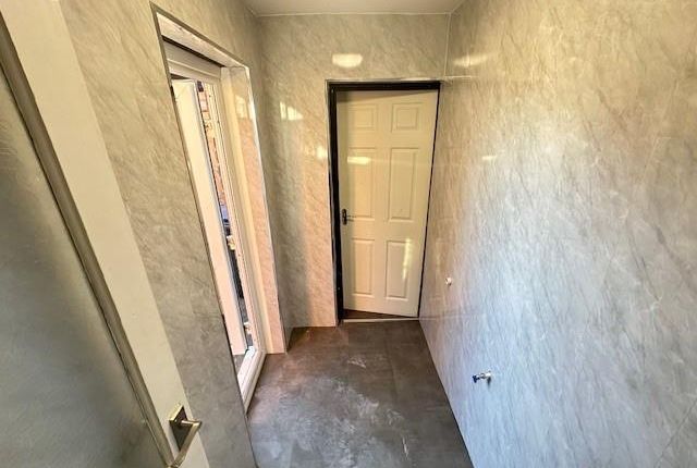 70, Somercotes Road, Birmingham photo 4