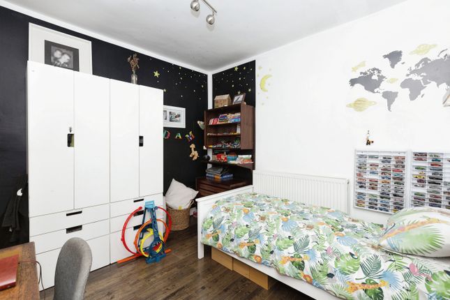 Terraced house for sale in Dyers Hall Road, London