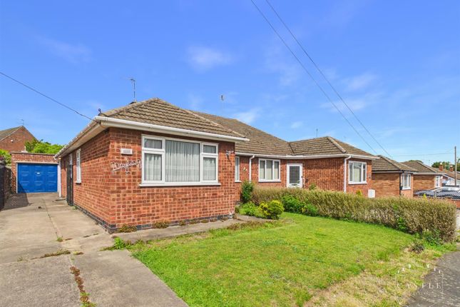 3-bed house on 115, Cedar Road, Earl Shilton, £240,000