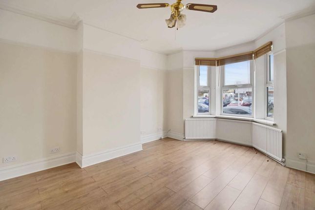 Terraced house to rent in Mitcham Road, Croydon