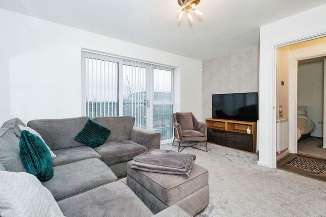 Flat for sale in 2A The Waterfront, Manchester
