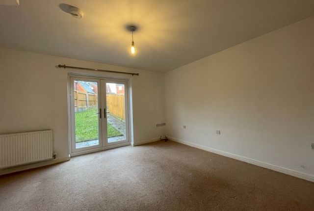 4, LEICESTER photo 3