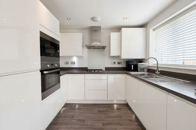 36 Folly View Grove, Ormskirk photo 3