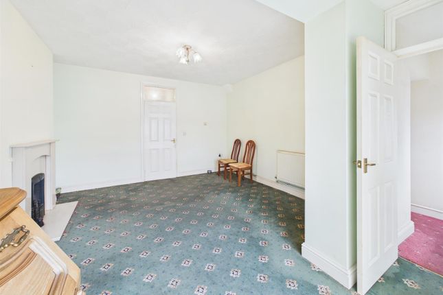80, Hillfield Villas, Kidwelly photo 4