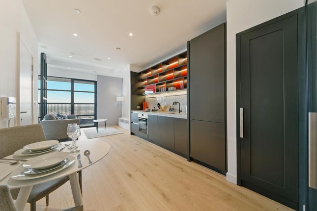 Studio for sale in Bridgewater House, London City Island, London