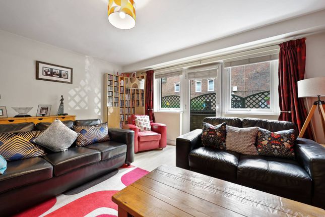 Flat for sale in St Mary Graces Court E1, Tower Hamlets, London,