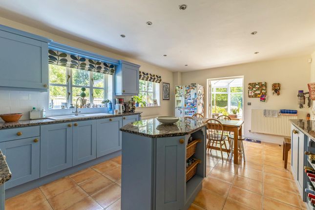 14, Smith Barry Crescent, Cheltenham photo 4
