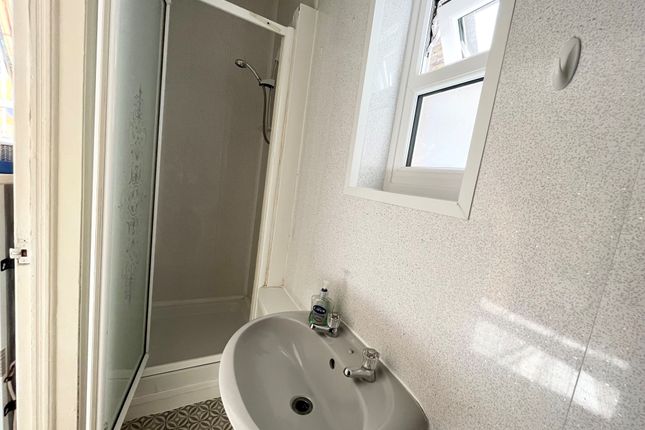 12A, Southend-on-Sea photo 4