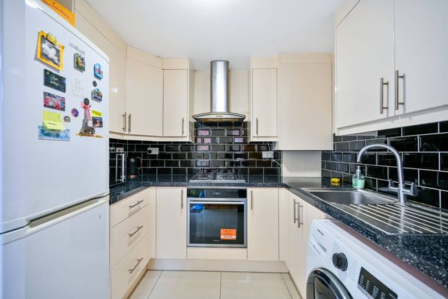 Maisonette for sale in Bulstrode Road, Hounslow