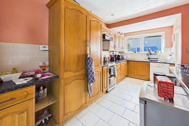 27, Truro Lane, Penryn photo 3