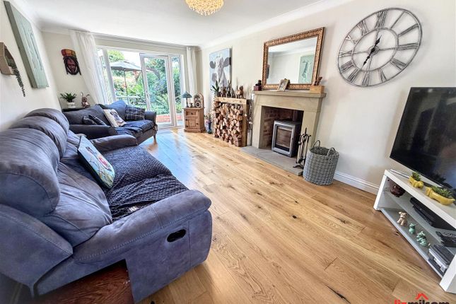 Field View, Brook Street, Hartshorne photo 4