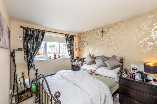 3 Bed Link Detached House For Sale In Oakridge Drive