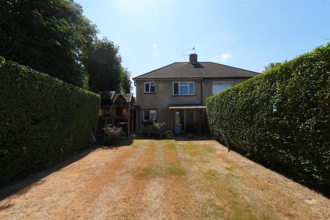 23, Ennerdale Crescent, Berkshire photo 3