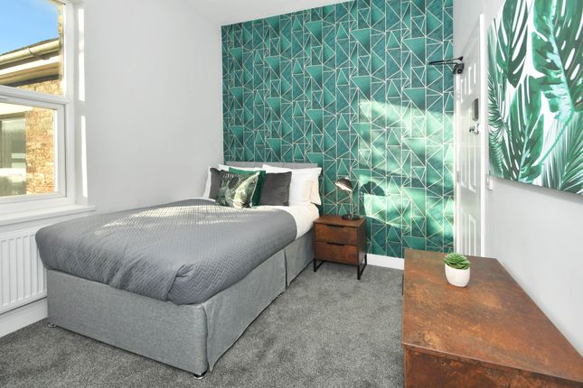 4, Lonsdale Street, Stoke-on-Trent photo 4