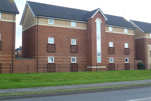 Thumbnail Flat for sale in Torrent Close, Wilnecote, Tamworth