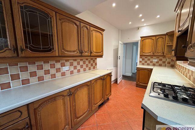 51 Hillsway, Derby photo 2