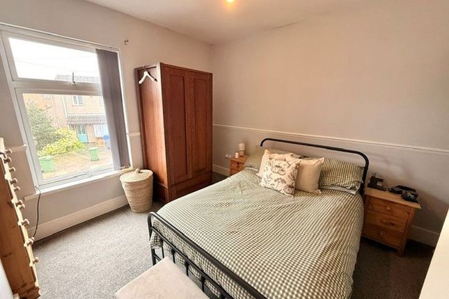 53, Whites Road, Cleethorpes photo 5