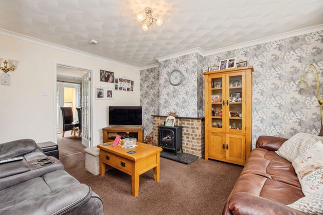 11, Manor View, Cornwall photo 2