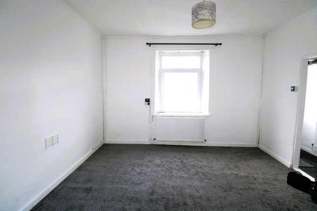 11, Lower Church Street, Bridgend photo 3