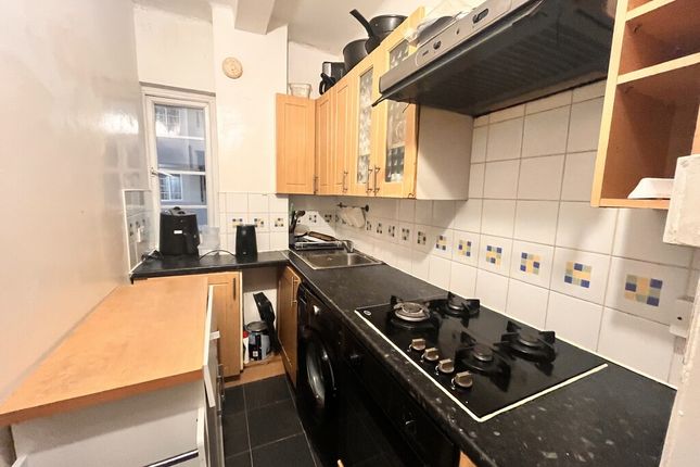 8 Mundania Court, Forest Hill Road, London photo 3