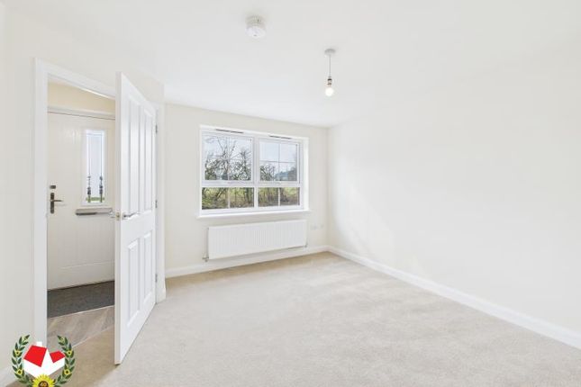 17, Sniggs Field Avenue, Gloucester photo 3