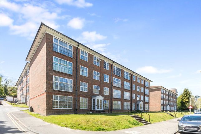 Thumbnail Flat for sale in Withdean Rise, Brighton