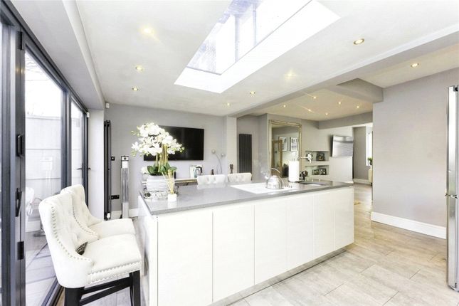 1, Withnell Close, Merseyside photo 3