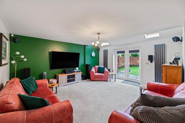 51 Savannah Place, Warrington photo 4