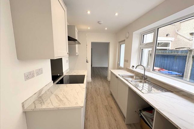 75, Kingsway, Kirkby in Ashfield photo 3