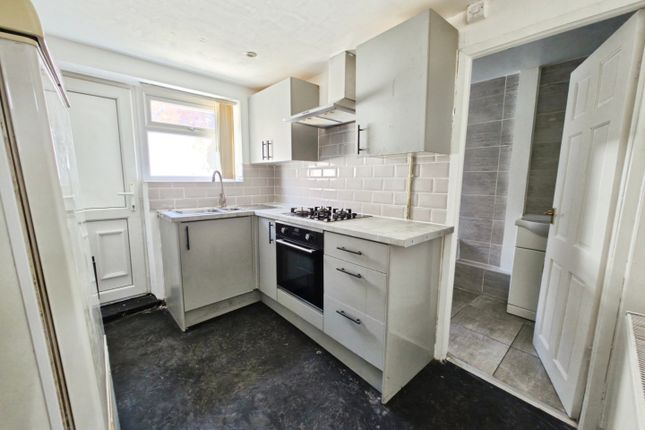 128, Alexandra Street, Ashton-Under-Lyne photo 4