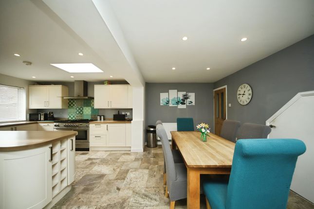 1, Waterloo Close, Bridgwater photo 4