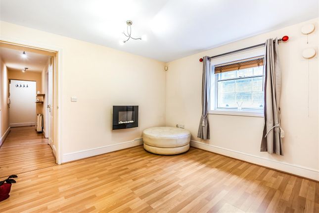 Flat 1, Wellington House, 6, Ashford Road, Maidstone photo 2