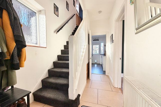 22, Hamilton Crescent, Stockport photo 2