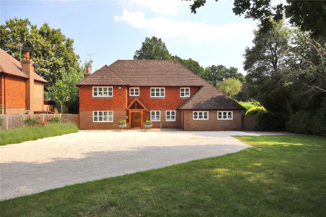 Thumbnail Detached house for sale in Smarden Road, Pluckley, Ashford, Kent
