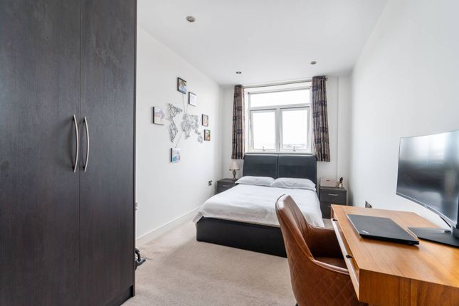 Thumbnail Flat for sale in Research House, Perivale, Greenford