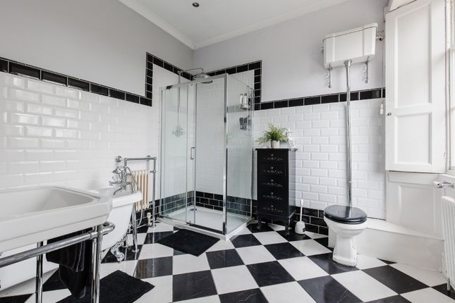 Bath &amp; Shower Room