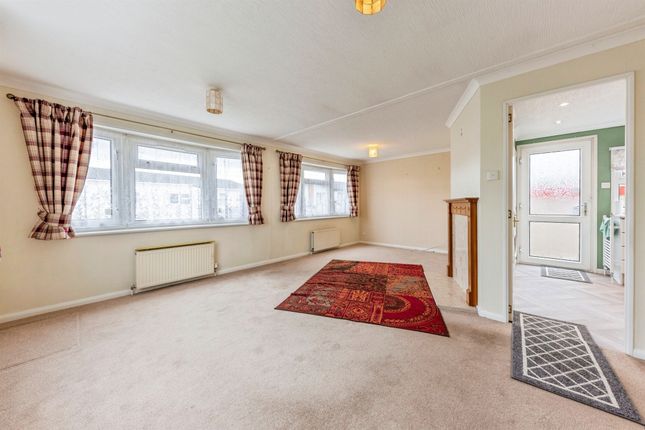 85, Peach Lane, Allington Gardens, Grantham photo 3