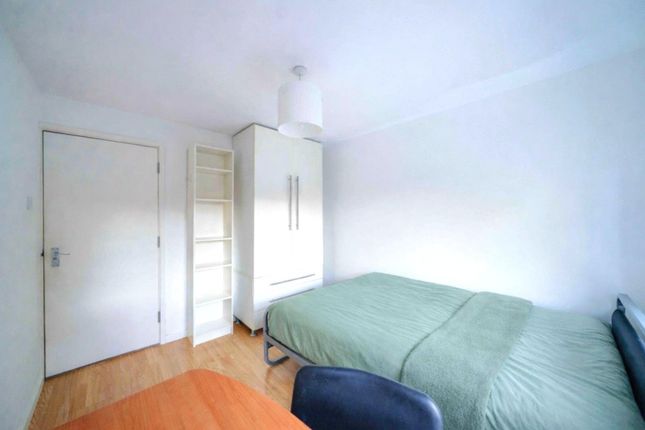 49, Harmood House, London photo 5
