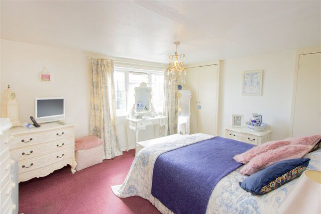 End terrace house for sale in Rye Road, Hawkhurst, Cranbrook