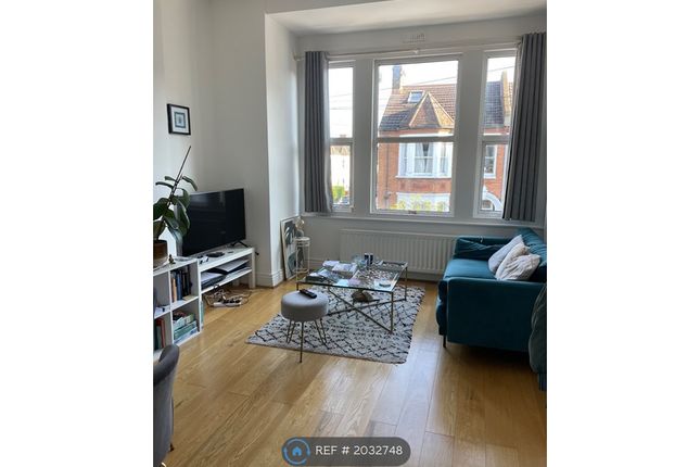 Thumbnail Flat to rent in Norfolk House Road, London
