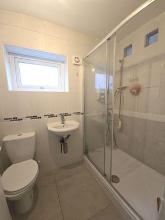 5 Simon Freeman Close, Manchester photo 4