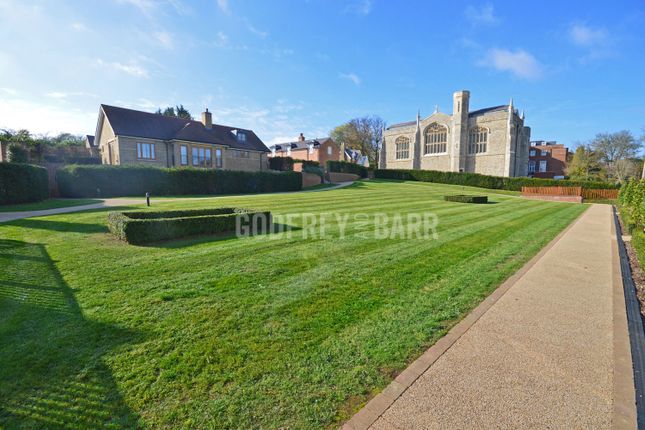 Hillend Green, Hillend Green, Mill Hill photo 3