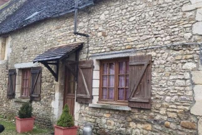 Cottage for sale in Coulonges-Sur-Sarthe, Basse-Normandie, 61700, France