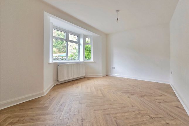 2, Ashworth Road, Rossendale photo 2