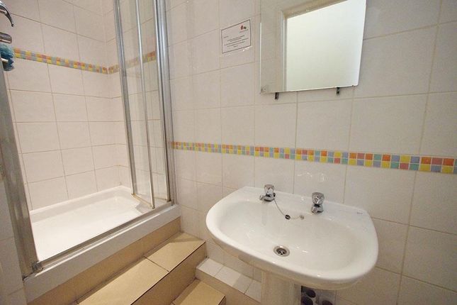 Room C, Flat 2, 54 Bakers Mews, Worcester photo 3