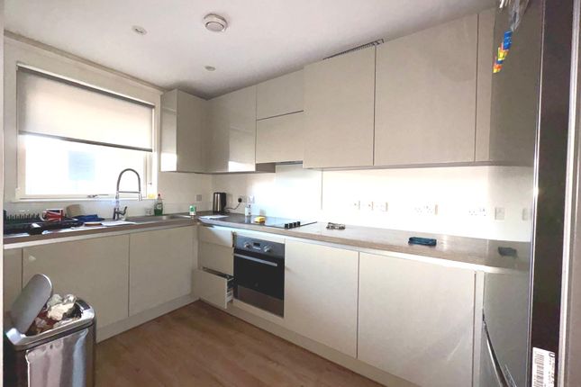 304, Albright Court, 8, Mast Street, Barking photo 3