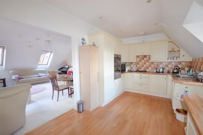 Flat for sale in Motcombe, Shaftesbury