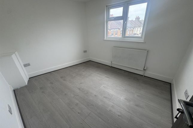 63, Granville Road, Gravesend photo 5